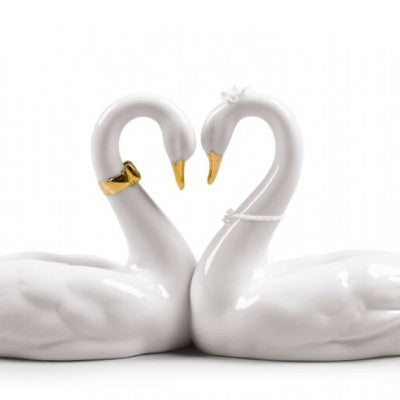 Lladro Endless love (Golden Re-Deco)-Goviers