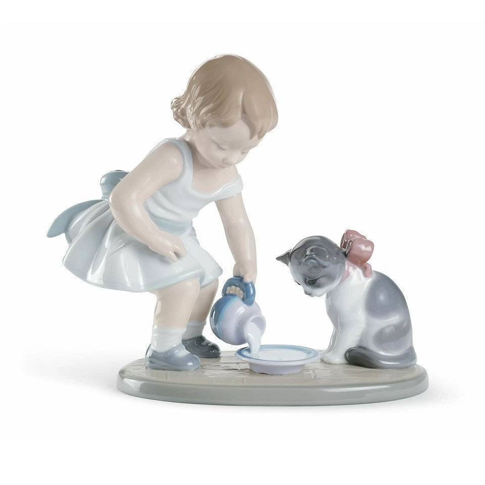 Lladro Kitty's Breakfast Time-Goviers