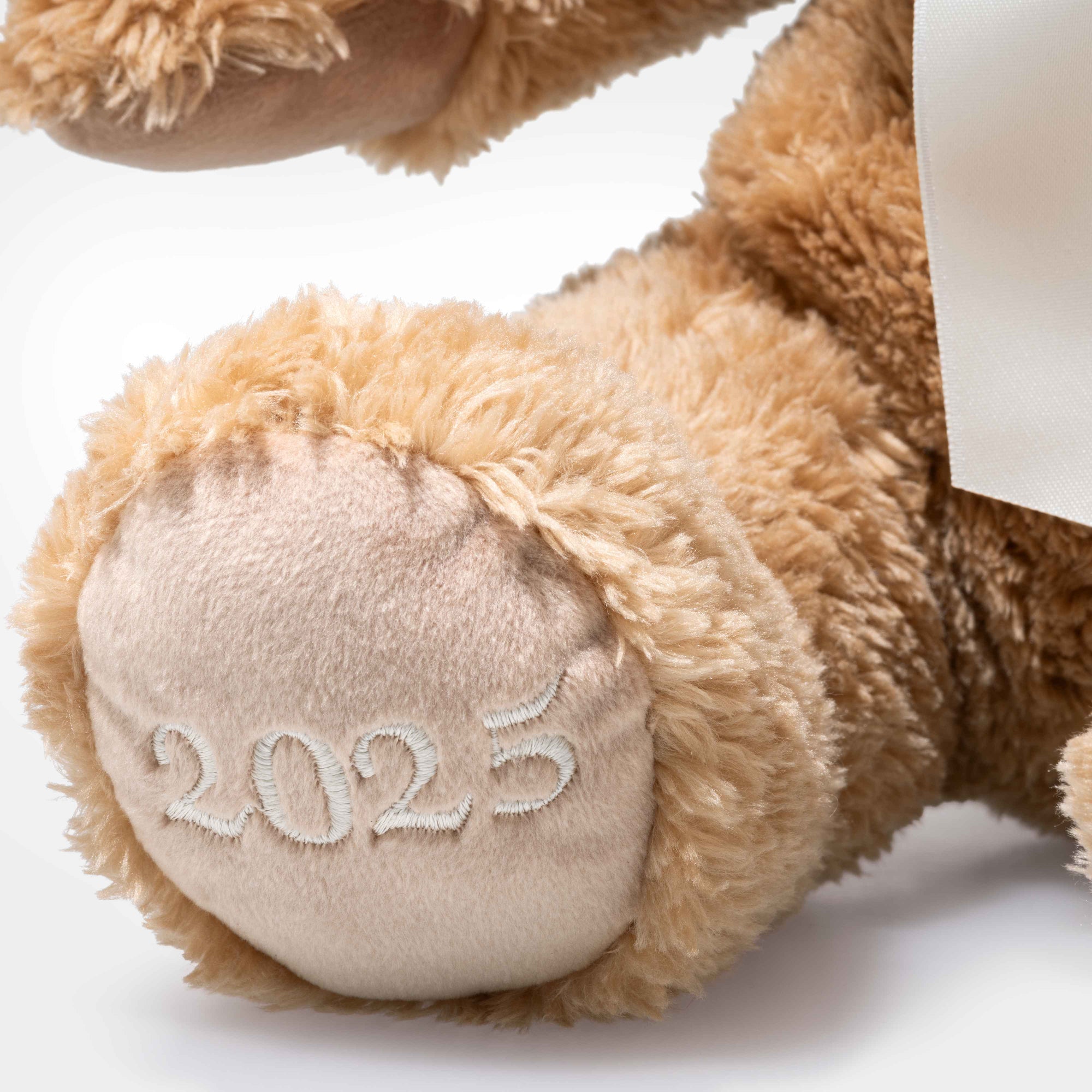 Steiff Cosy Year Bear 2025-Goviers