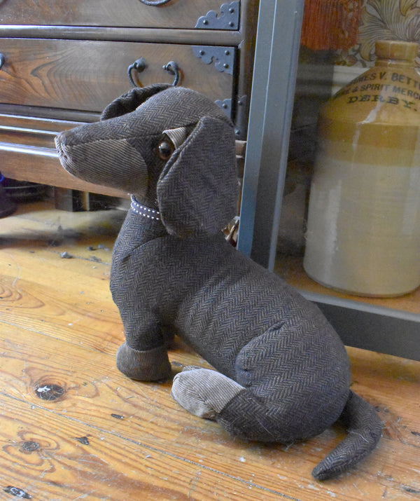 Dora Egbert the Dachshund Doorstop Goviers of Sidmouth